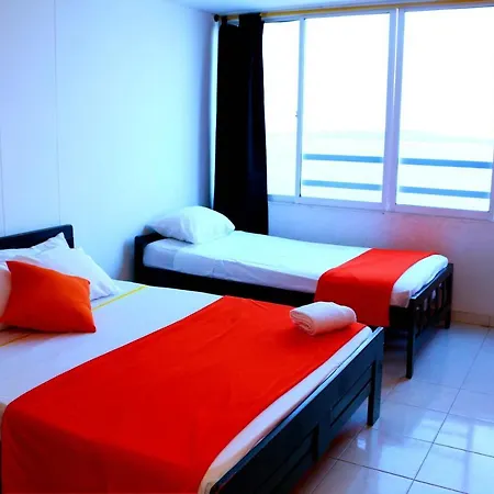 Apartamento De 2 Alcobas 2-19c Cerca Al Mar Con Aire Acondicionado Y Wifi Apartamento Cartagena